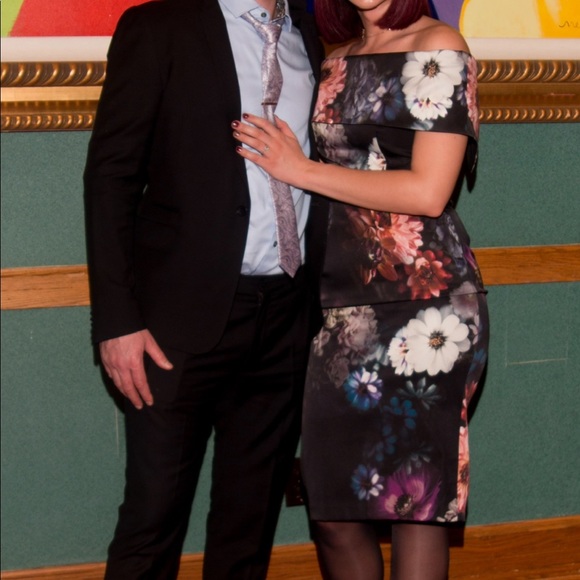 ASOS tall deep fold off the shoulder midi dress 6 - Picture 3 of 8